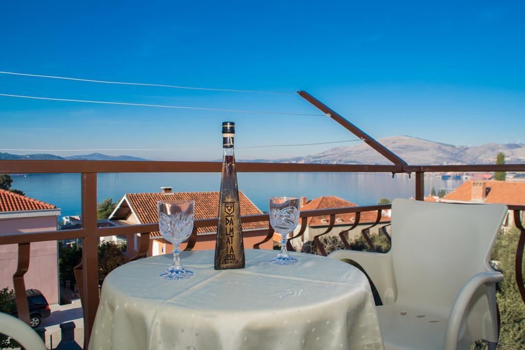 Apartmani Gaube Trogir Eksteriør bilde